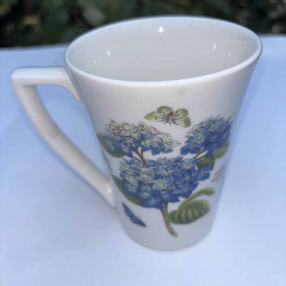 Portmeirion Botanic Garden Hydrangea Mug NWT Green Blue Butterflies 10 Oz.
